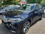 BMW X5 xDrive 40 d M Paket Pano+LED+Leder+HUD+Navi - BMW: Taxi