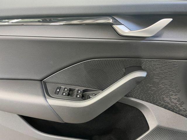 Skoda Octavia 1,5 eTSI DSG Selection ACC Winter Kam