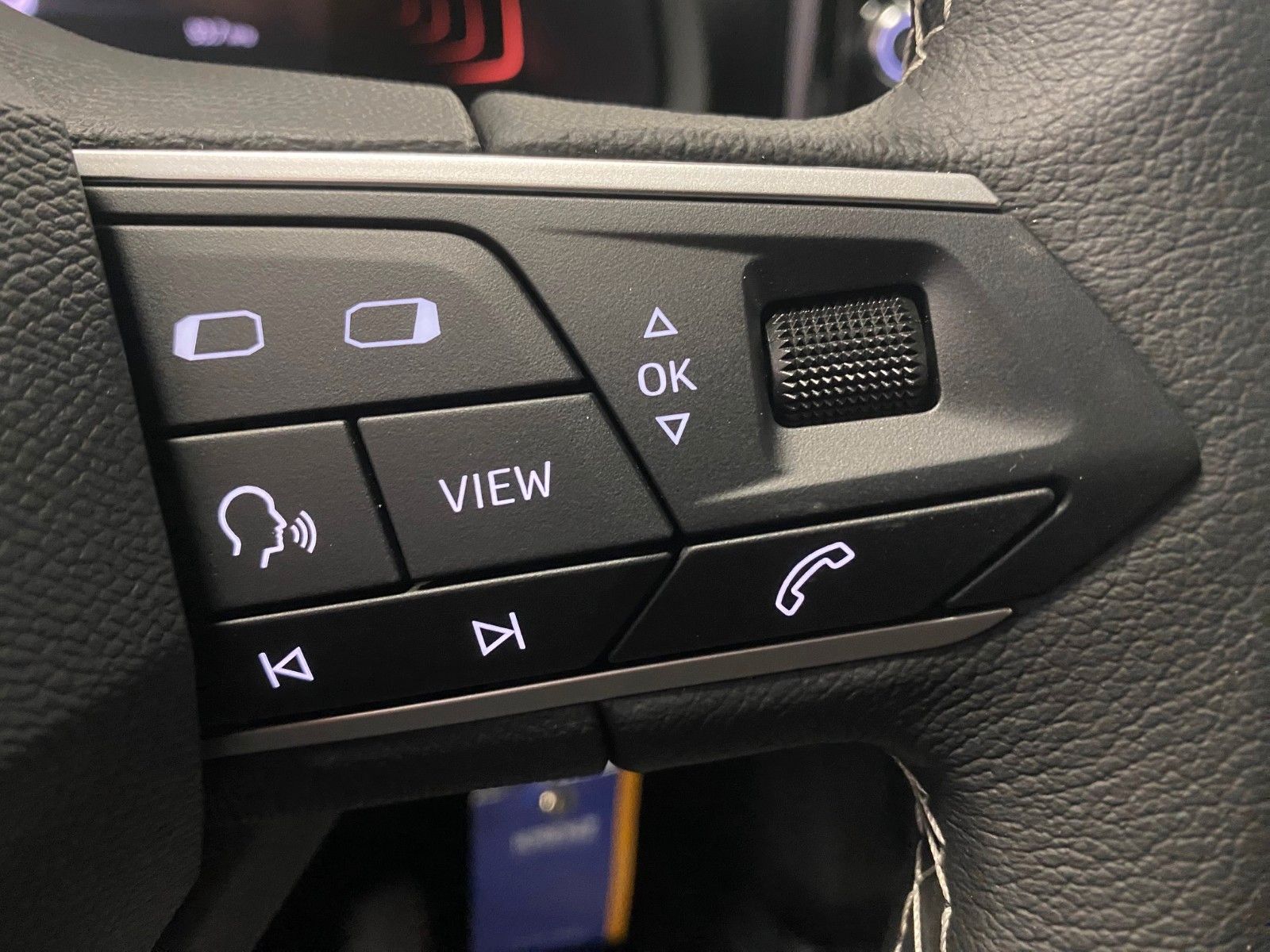 Fahrzeugabbildung SEAT Ibiza 1.0 TSI Style+5 Jah GARANTIE+KAMERA+PDC+BC