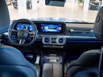 Mercedes G 580 - 11