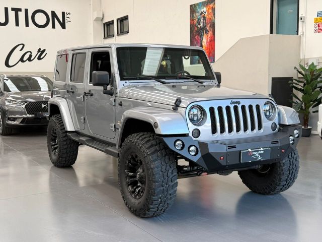 Jeep Wrangler Unlimited 2.8 CRD DPF Sahara Auto