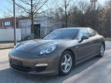 Porsche Panamera 1.HD*48TKM!!!* 19% inkl.! - Porsche Panamera mit Benzin-Antrieb: Braun