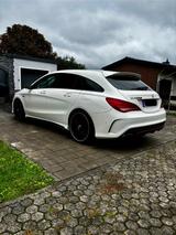 Mercedes-Benz CLA 45 AMG Shooting Brake /Harman Kardon/U21 - Mercedes-Benz CLA 45 AMG Shooting Brake Benziner Gebrauchtwagen