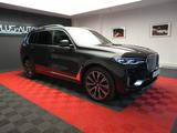 BMW X7 xDrive 30 d Design Pure Excellence - BMW X7: Grau