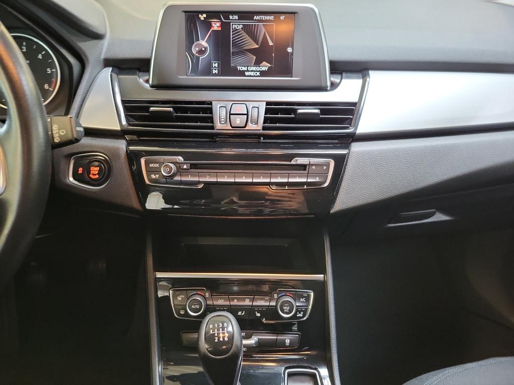 BMW 218