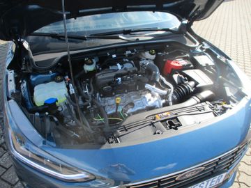 Ford Focus Turnier Titanium Ed. Winterpaket + Kamera