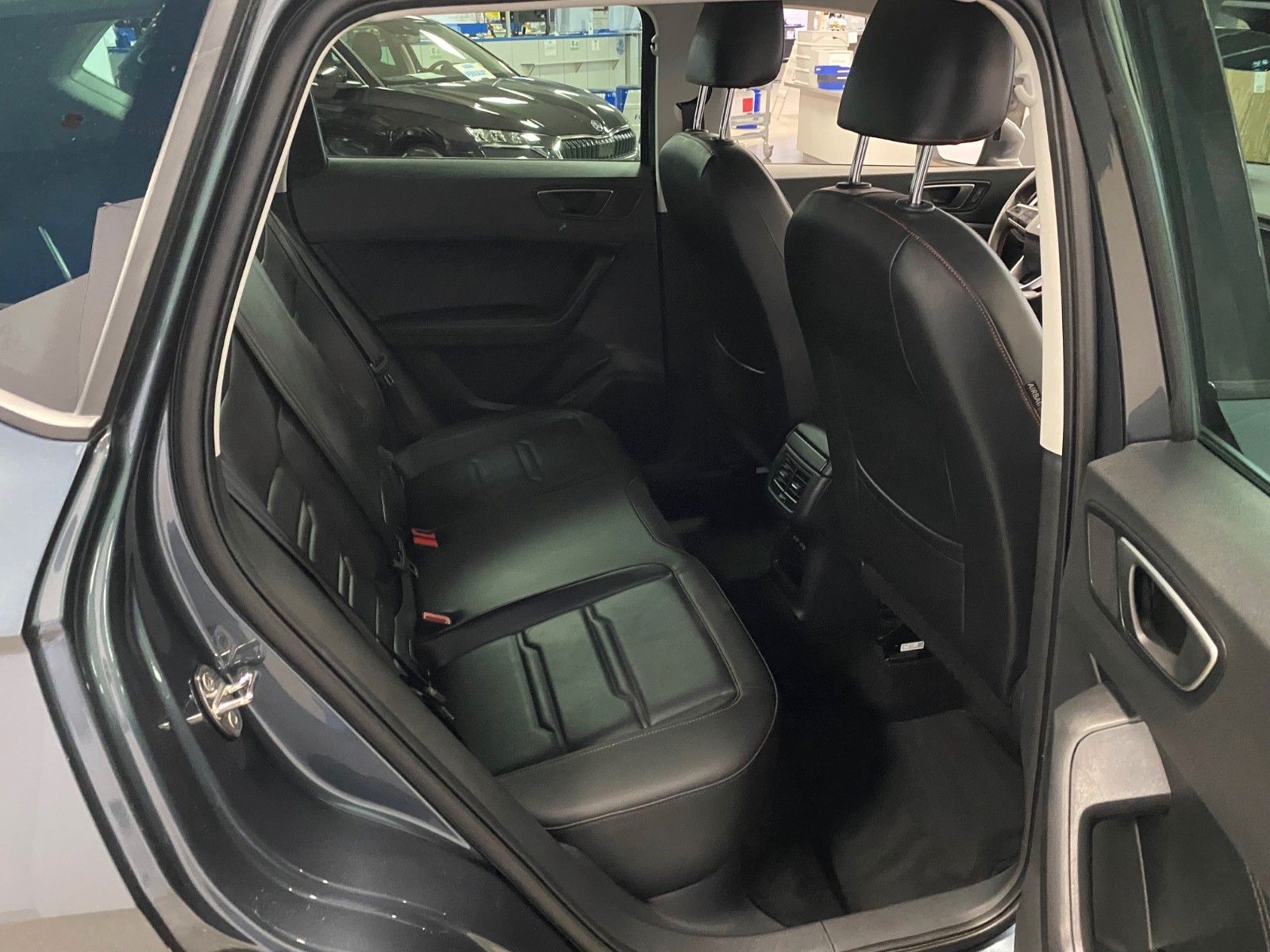 Fahrzeugabbildung SEAT Ateca 1.5 TSI 110kW FR DSG+AHK+ACC+VOLLLEDER+LED