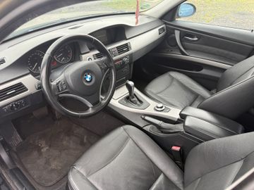 BMW 320 - 11