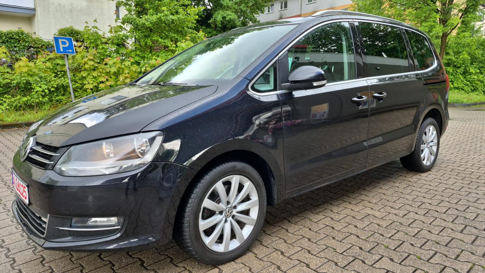 Volkswagen Sharan 2.0 TDI DSG Highline 7-Sitzer,Leder,Navi
