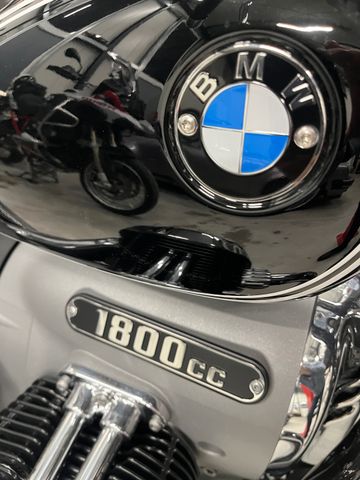 BMW R18