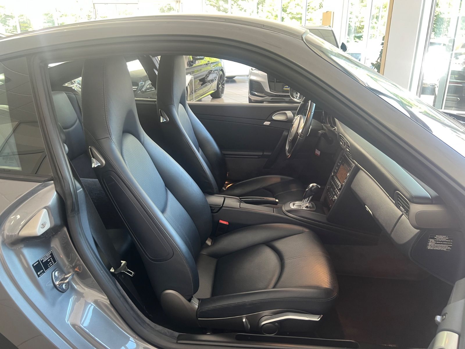 Fahrzeugabbildung Porsche 911 Carrera Coupe