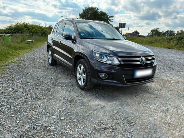 VW VW Tiguan 2.0 TDI DSG Lounge Standheizung LED
