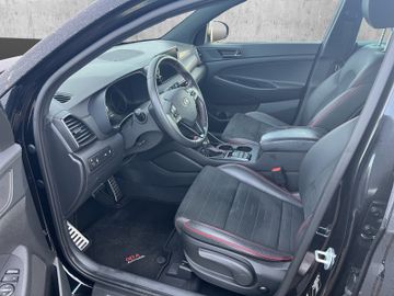 Hyundai TUCSON 1.6 2WD N-Line Kam.+Navi+SHZ+2xKlima+LM