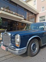 Mercedes-Benz 600 - Mercedes 600 mit Schiebedach