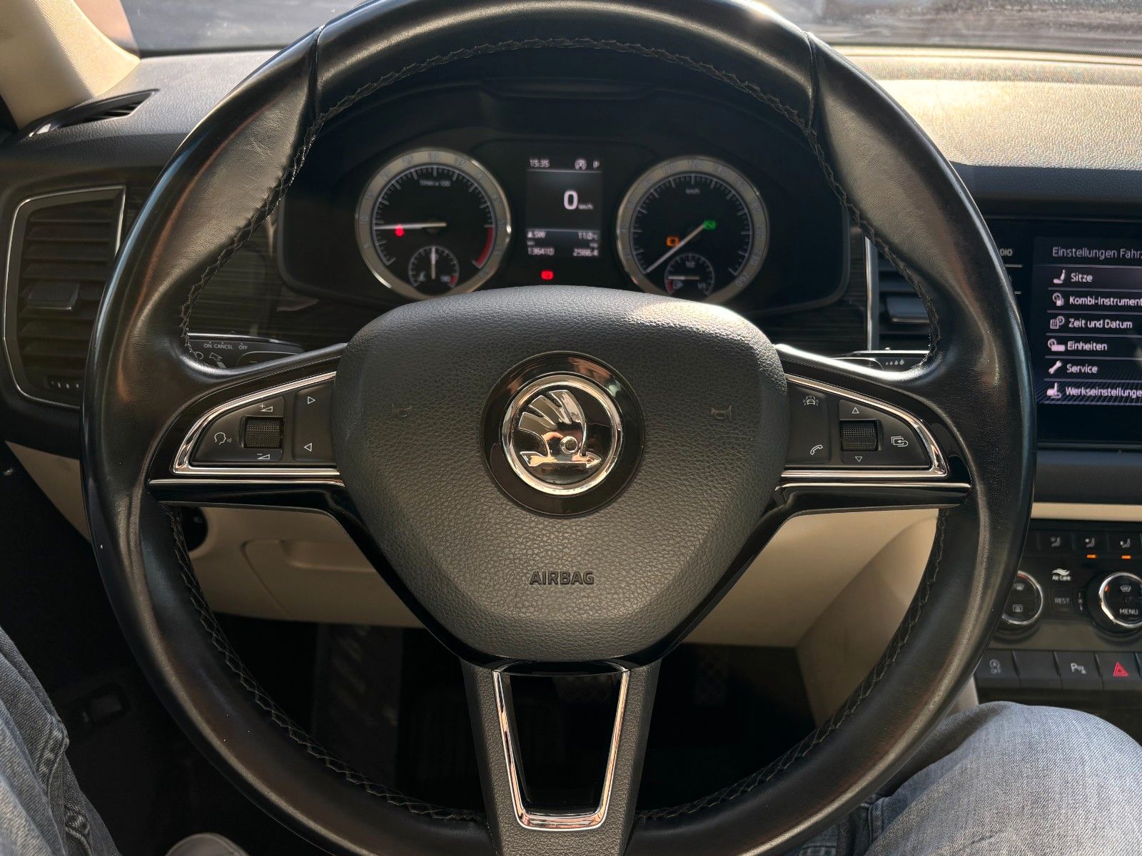 Fahrzeugabbildung SKODA Kodiaq Style 4x4 *Panorama*Kamera*ACC*SHZ