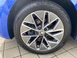 Skoda Octavia Combi 2.0 TDI Tour 4x4 AHK LED Kessy - Skoda Octavia: Blau