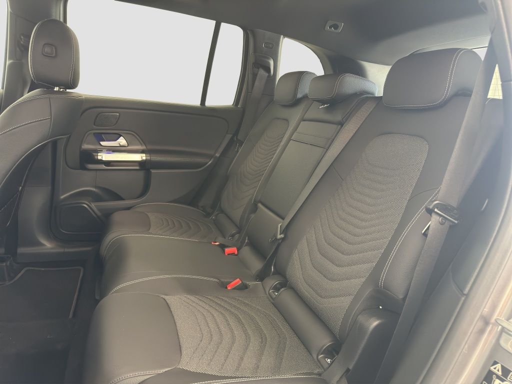 Fahrzeugabbildung Mercedes-Benz GLB 200 d AHK*360-Kamera*Keyless-Go*Multibeam*