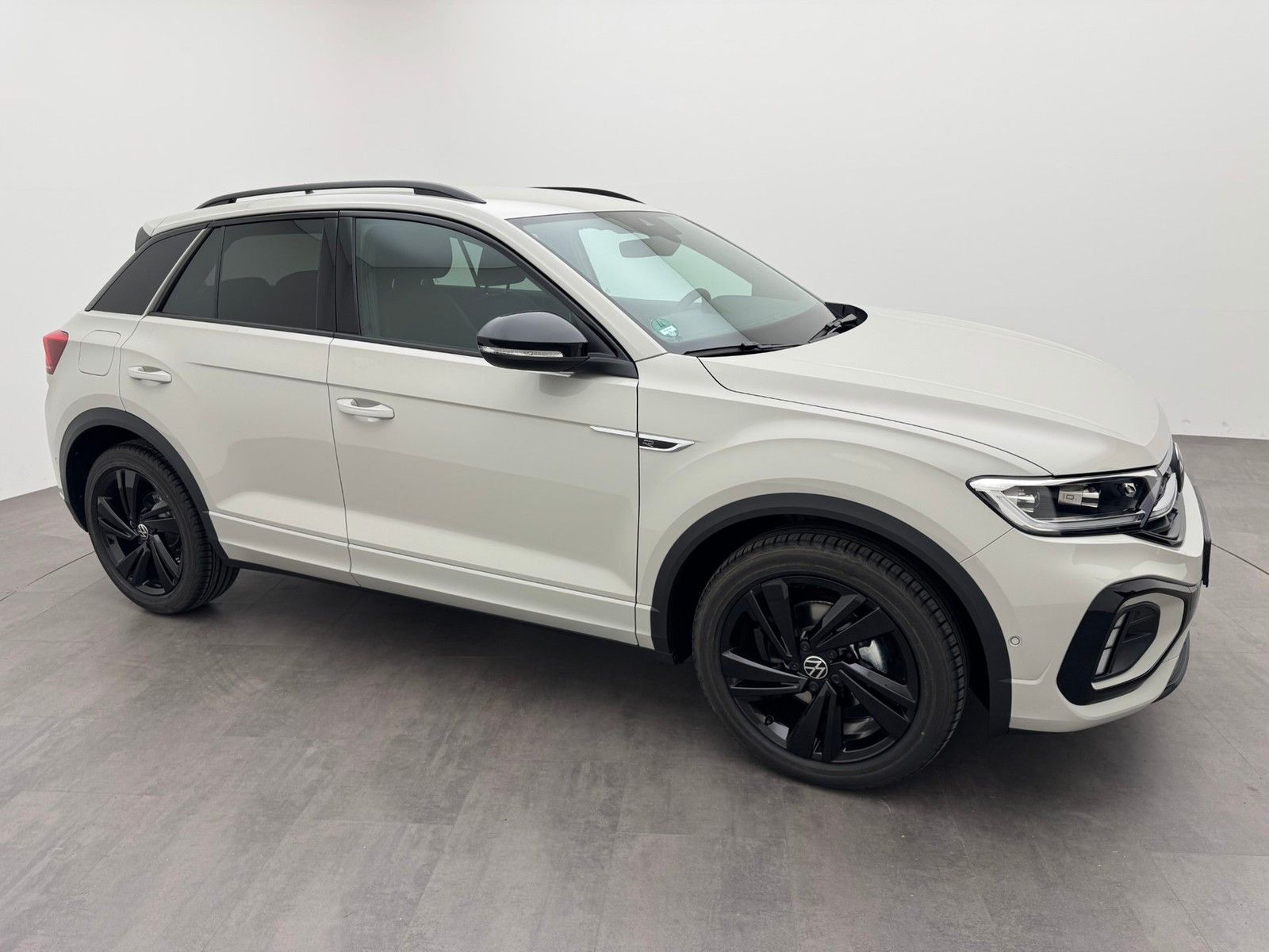 Volkswagen T-Roc 1.5 TSI DSG R-Line BlackBusiness IQ.Drive imagem 2