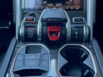 صورة مصغرة 13 لـ 2018 Lamborghini URUS