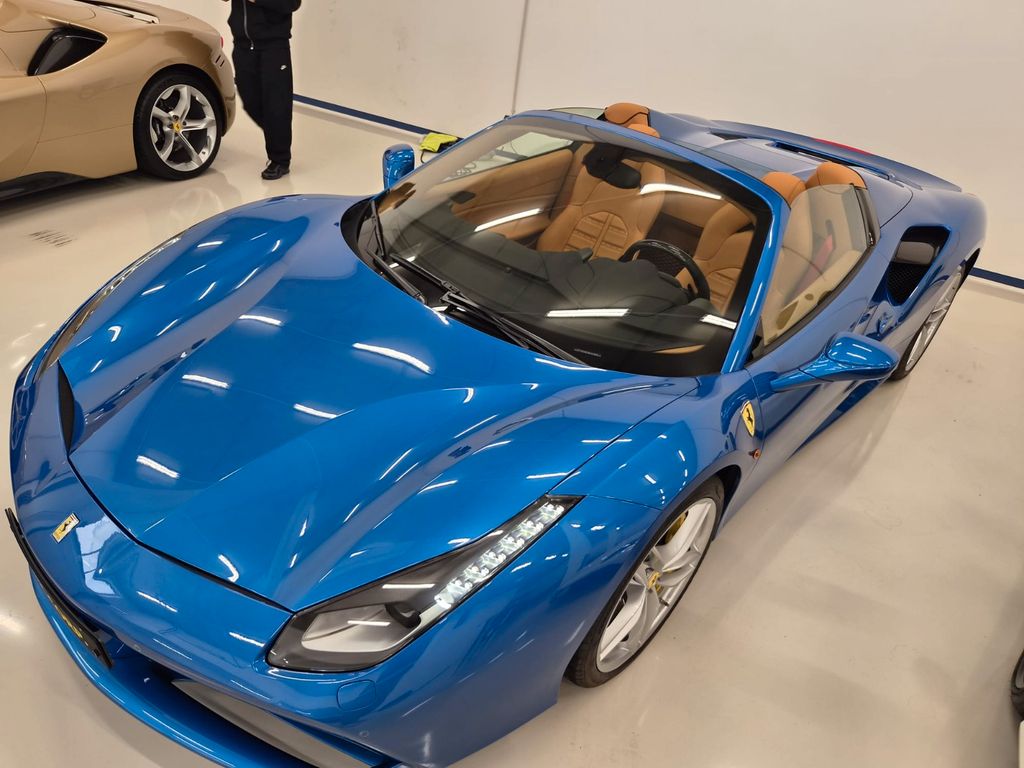 Image of Ferrari 488 Spider