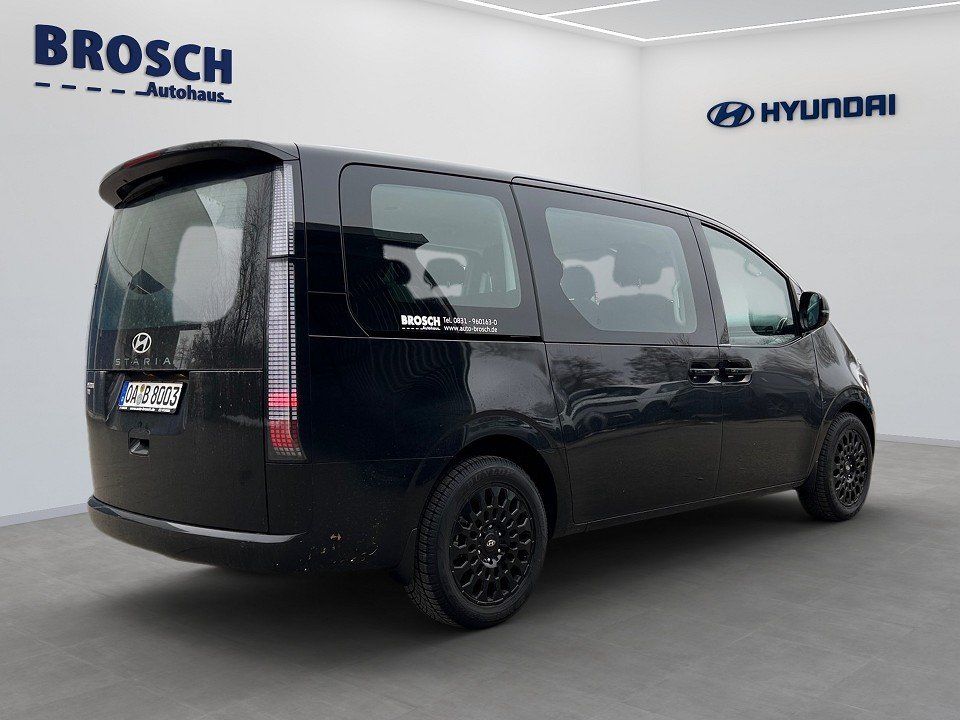 Fahrzeugabbildung Hyundai STARIA HYBRID 9SITZER 6AT TREND 18ZOLL PARK+EA-P