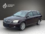 Toyota Avensis Kombi 1.8 Executive Xenon AHK SHZ Klima - rote Toyota Avensis