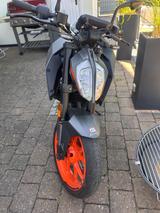 KTM Duke 125 - KTM 125