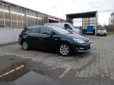 Opel Astra J Sports Tourer Exklusiv OPC LINE - Opel Astra: J Opc Line