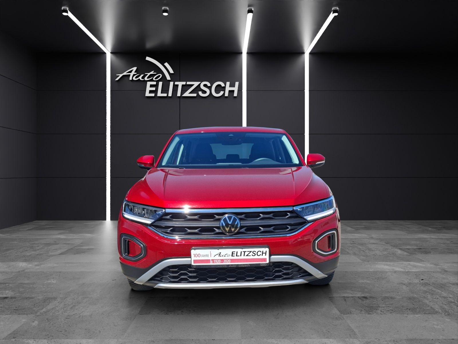 Fahrzeugabbildung Volkswagen T-Roc TSI LED AHK AID LANE Assist