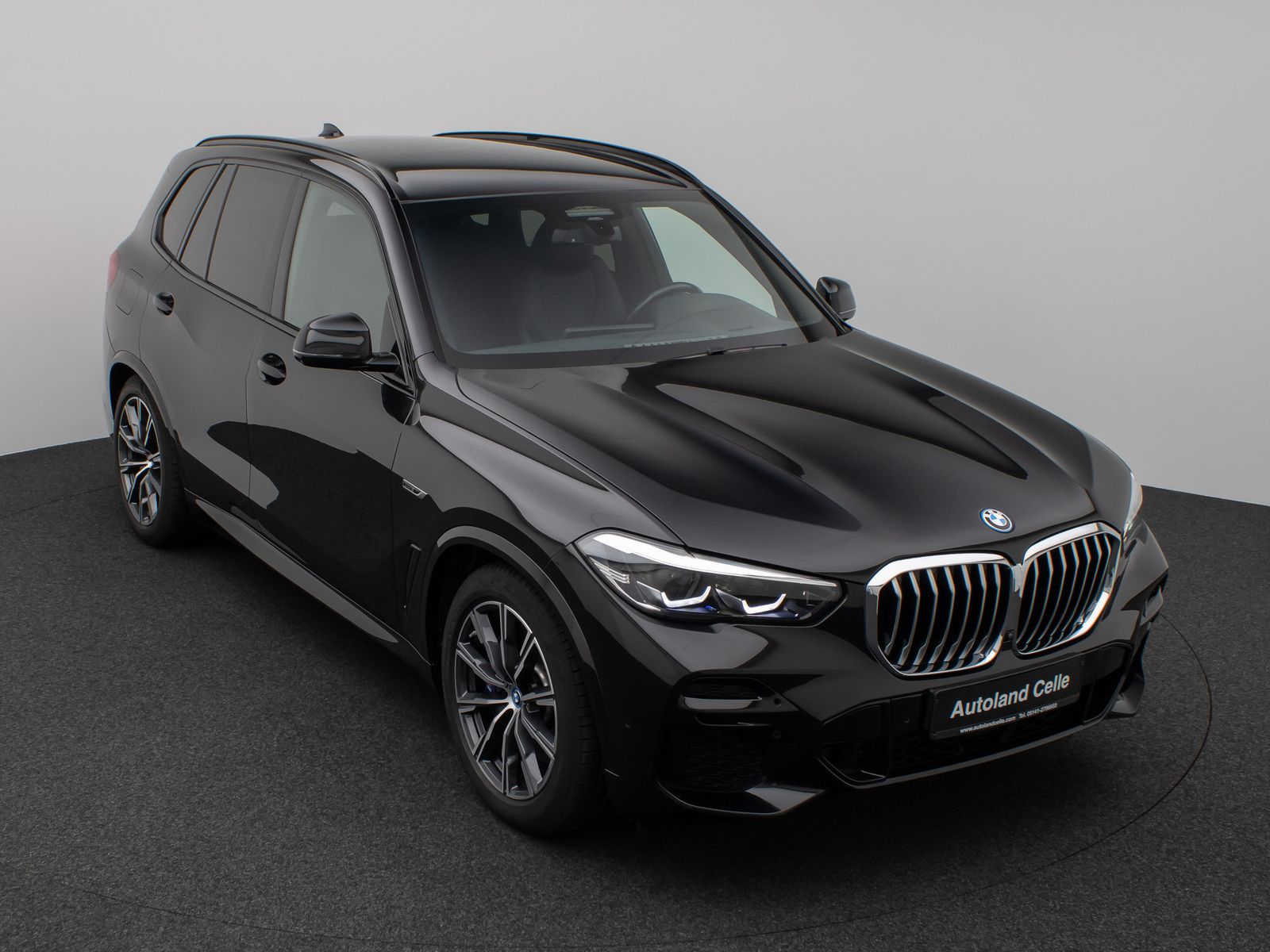 Fahrzeugabbildung BMW X5 xD45e M Sport 360° HUD DAB ACC AHK 20Zoll