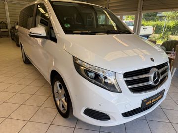 Mercedes V 220 - 4