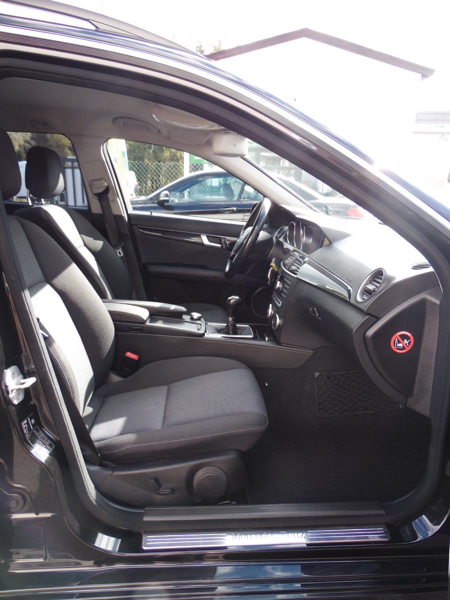 Mercedes-Benz C180 2011 — photo 6