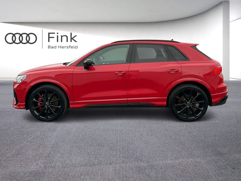 2023 Audi RSQ3