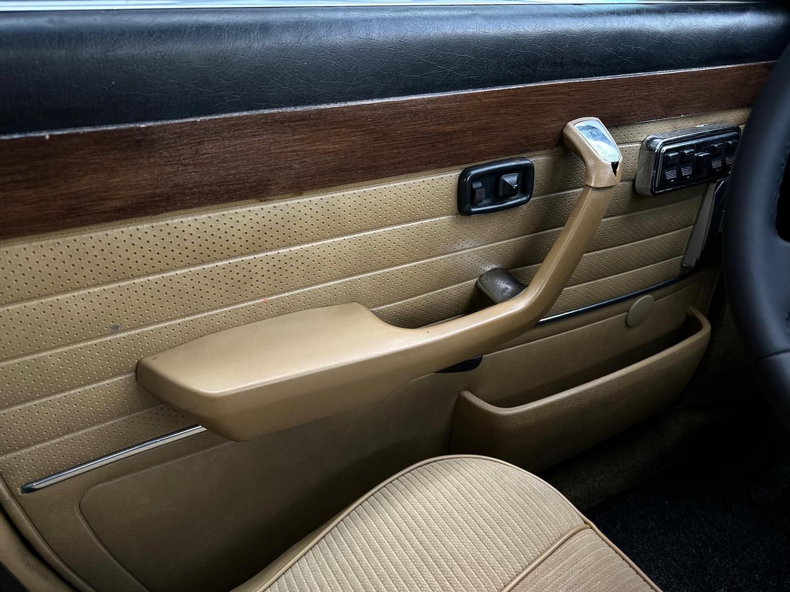 BMW 528i E12 H-ZULASSUNG#15'ALU#VELOUR#PIONEER#SERVO - Image 17