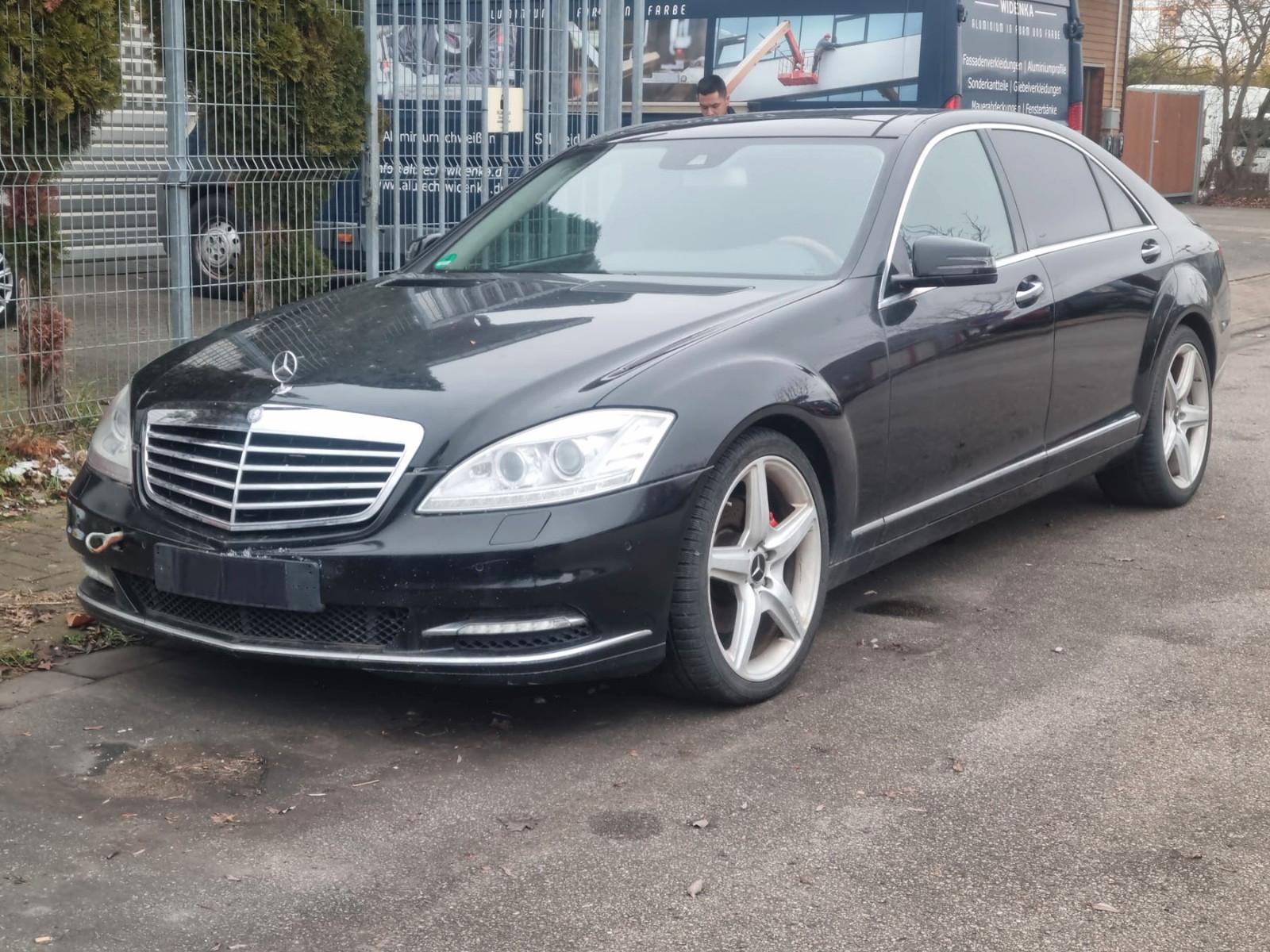 Mercedes-Benz S400 Hybrid LANG~MASSAGE~PANORAMA~FOND-DVD~20"