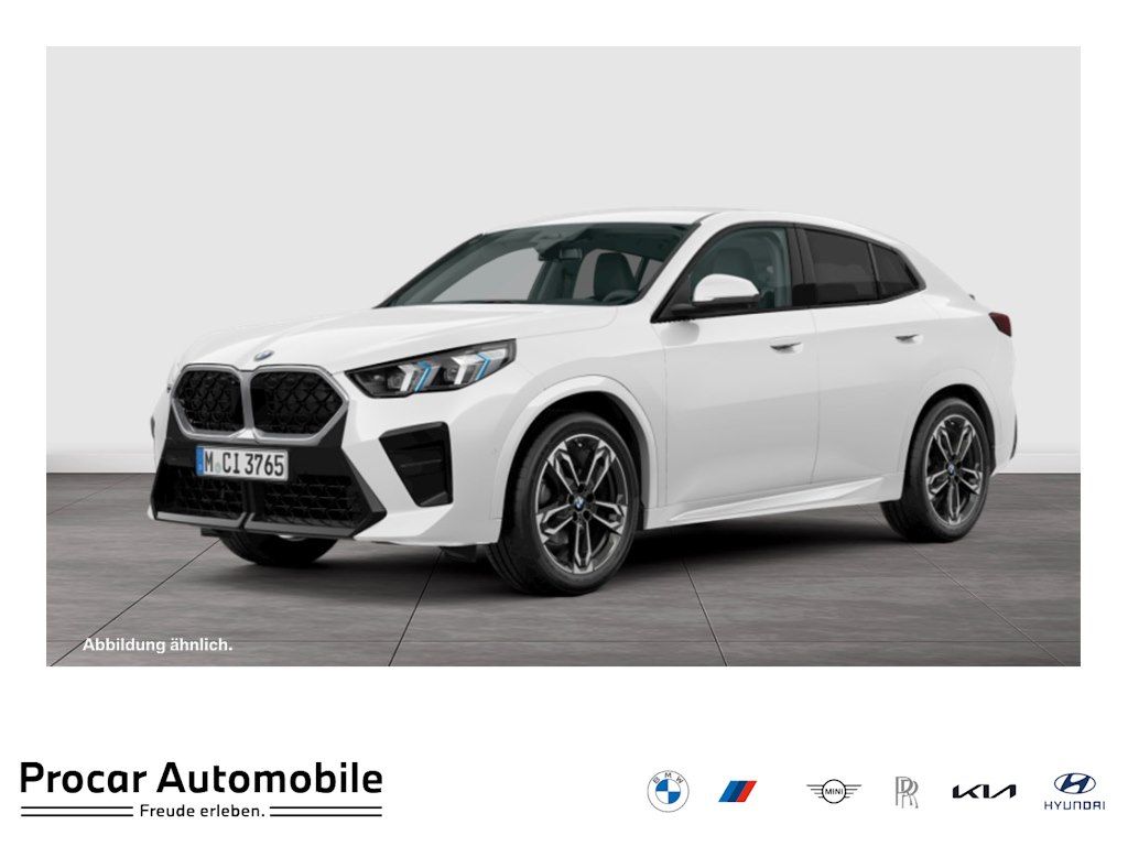 Image of BMW X2