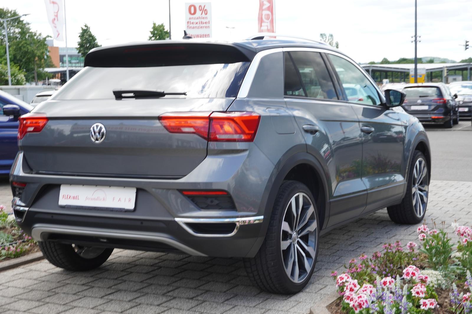 Volkswagen T-Roc 1.5 TSI DSG Style LED Navi AHK ACC PDC