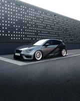 Seat Leon Cupra - Seat Leon mit Benzin-Antrieb: Kleinwagen, Automatik