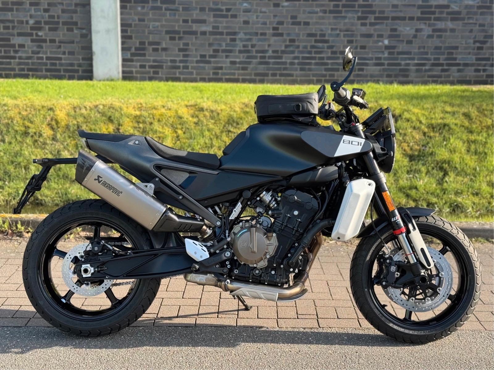 Husqvarna Svartpilen 801 * Husky Edition*Viel Zubehör*