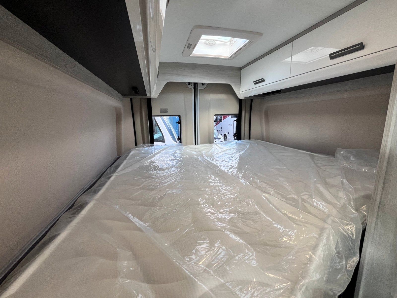 Fahrzeugabbildung Roller Team Livingstone 6 XL Herbst Deals