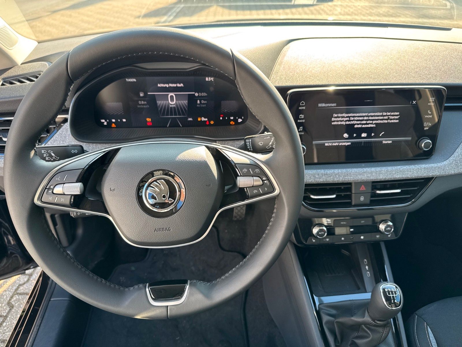 Fahrzeugabbildung SKODA SCALA SELECTION ACC LED SMARTLINK