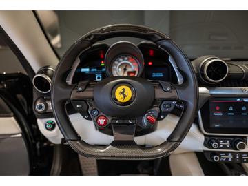 صورة مصغرة 23 لـ 2018 Ferrari PORTOFINO