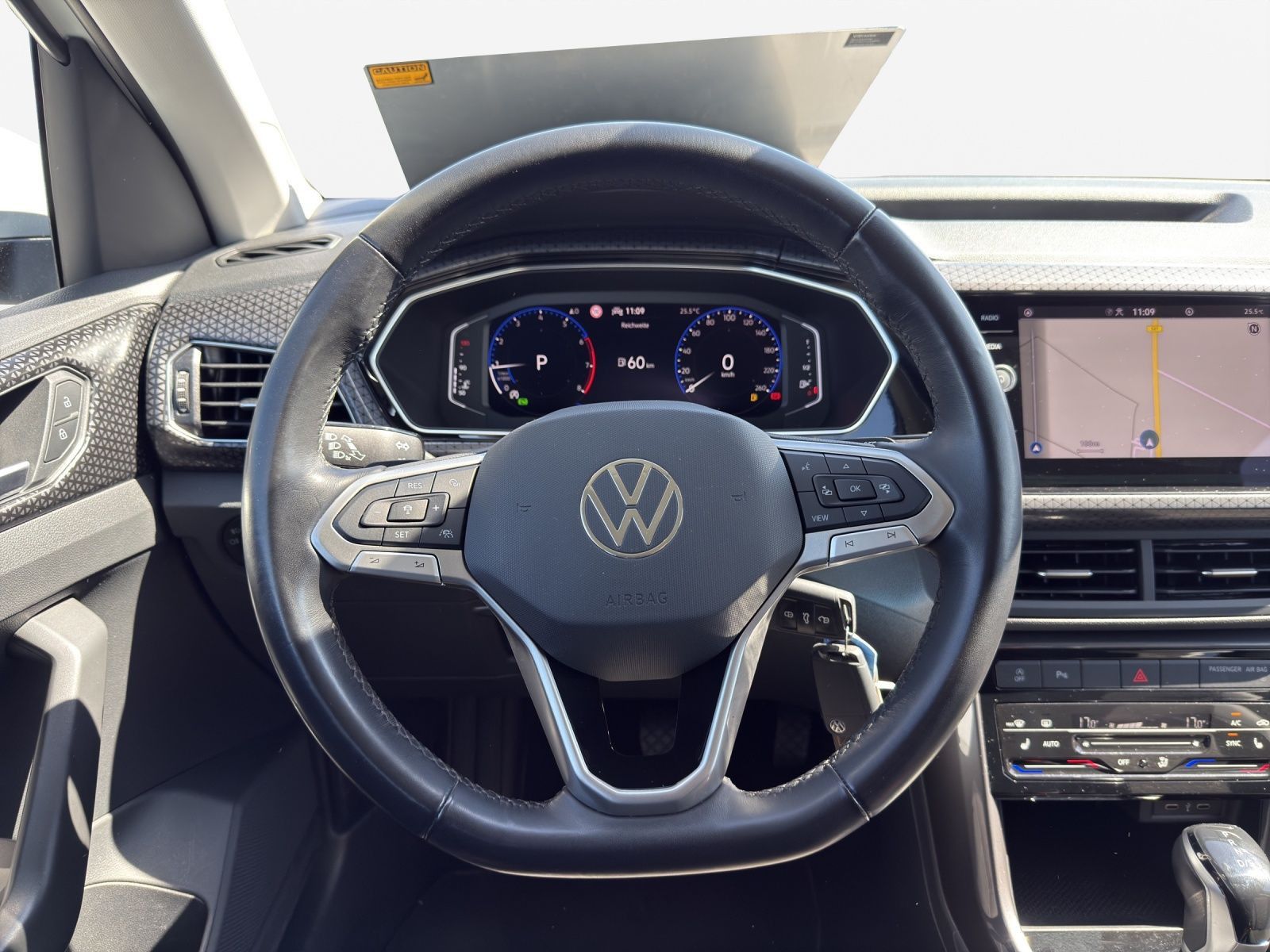 Volkswagen T-Cross - Bild 10