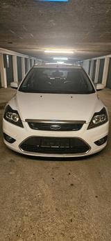 Ford Focus 2.0 LPG/Benzin Titanium - Ford Focus mit LPG-Antrieb: Limousine