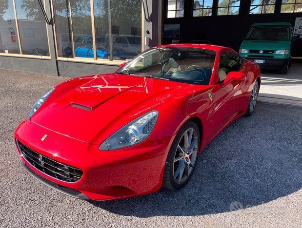 Ferrari California 4.3 DCT