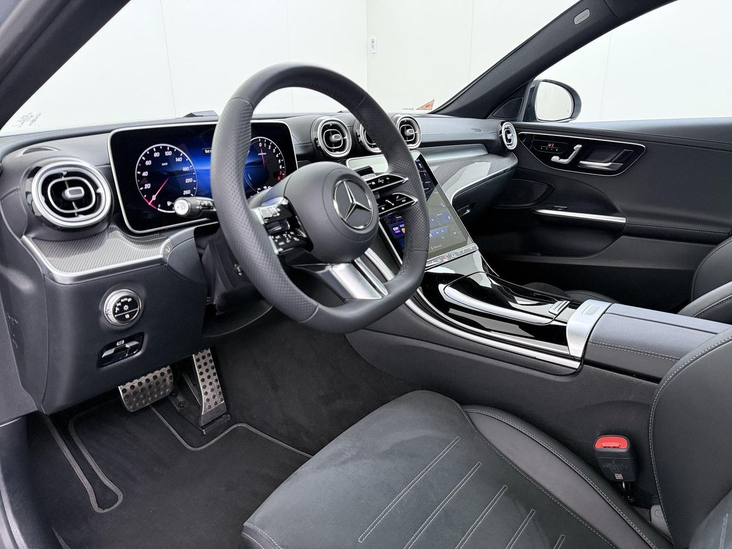 Mercedes-Benz C 300 Estate e AMG Business Solution | Panorama imagem 2