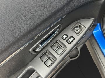 Mitsubishi ASX 1.6 MIVEC Edition KAMERA SHZ NAVI 8-FACH R