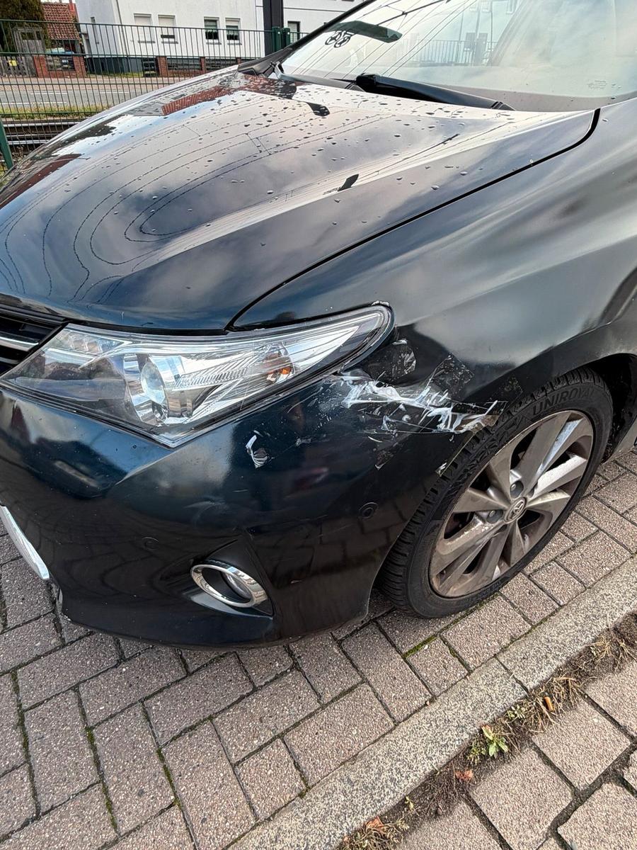 Toyota Auris 2014 — photo 5
