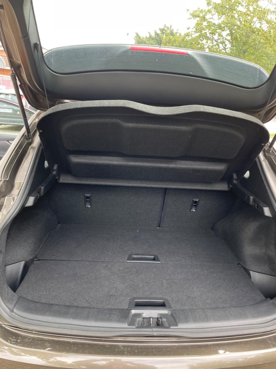 Nissan Qashqai 1.2 Acenta | TÜV 08/28, Navi