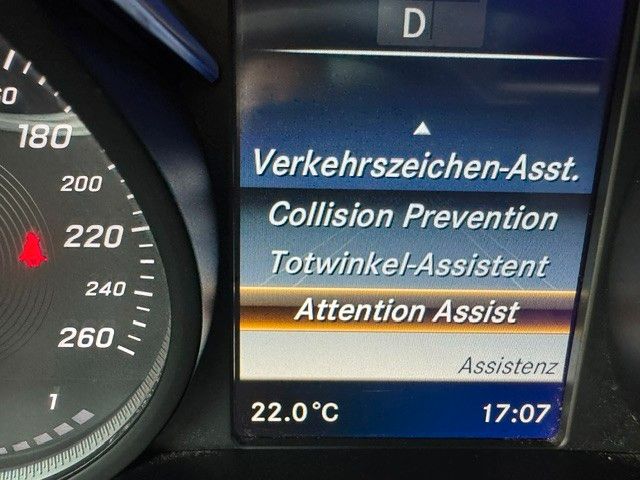Fahrzeugabbildung Mercedes-Benz C 250  DESIGNO BlueTec / d 4Matic PANO LED LEDER